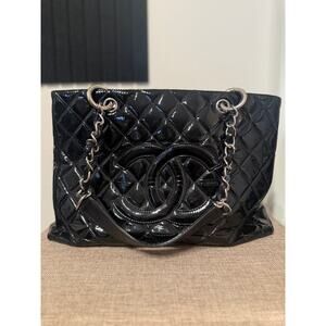 Black Quilted Patent Leather Grand Shopping Tote Bag